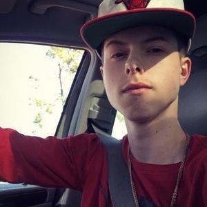 Meet your Posher, Skylar